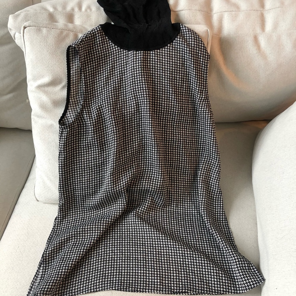 Club Monaco houndstooth turtleneck